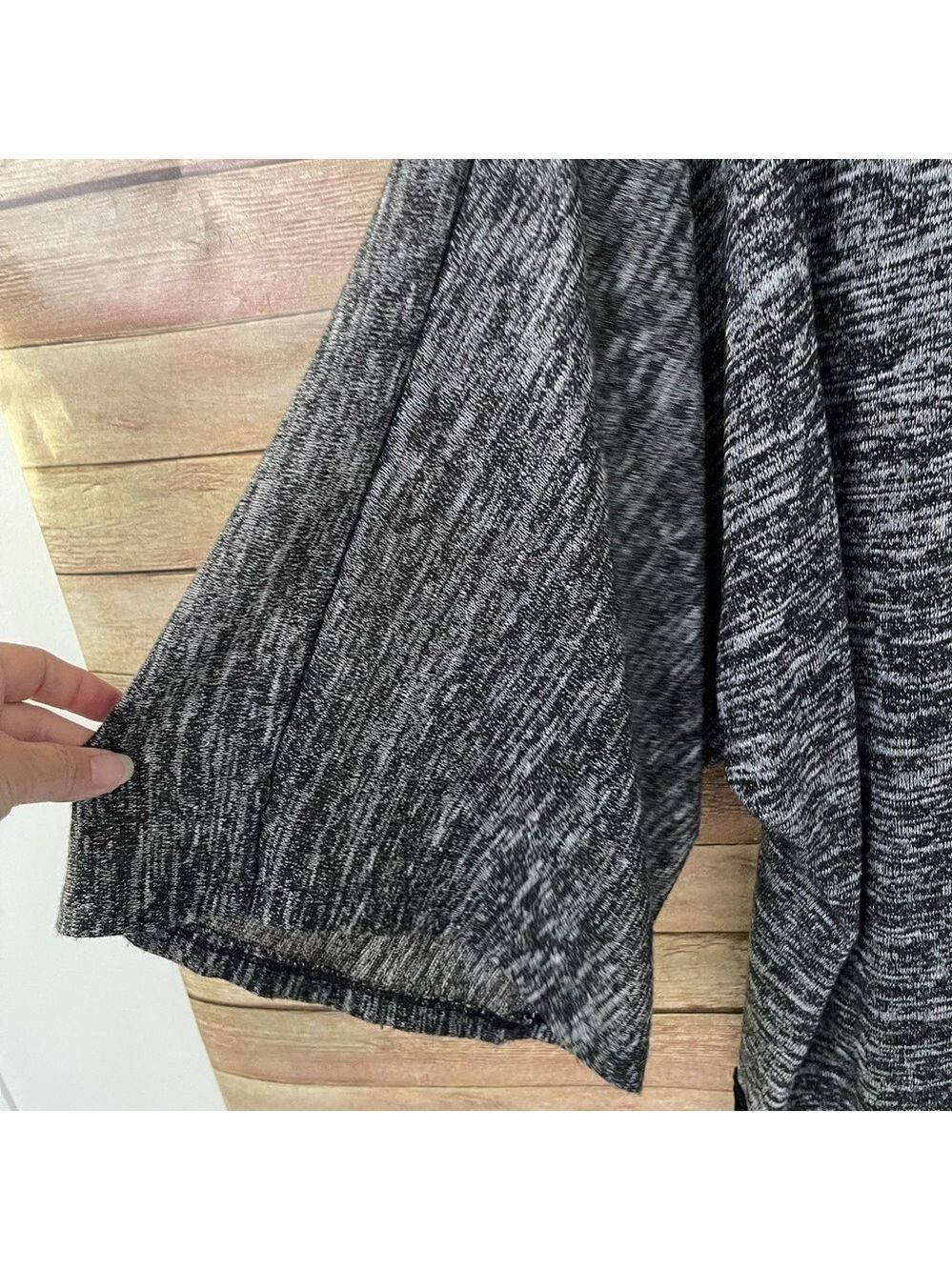 French Laundry Women’s Black And Gray Fringe Cardigan Sweater Plus Size: 1X - Picture 4 of 10